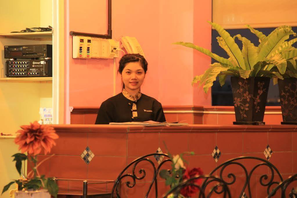 Lam Hotel Хошимин Екстериор снимка