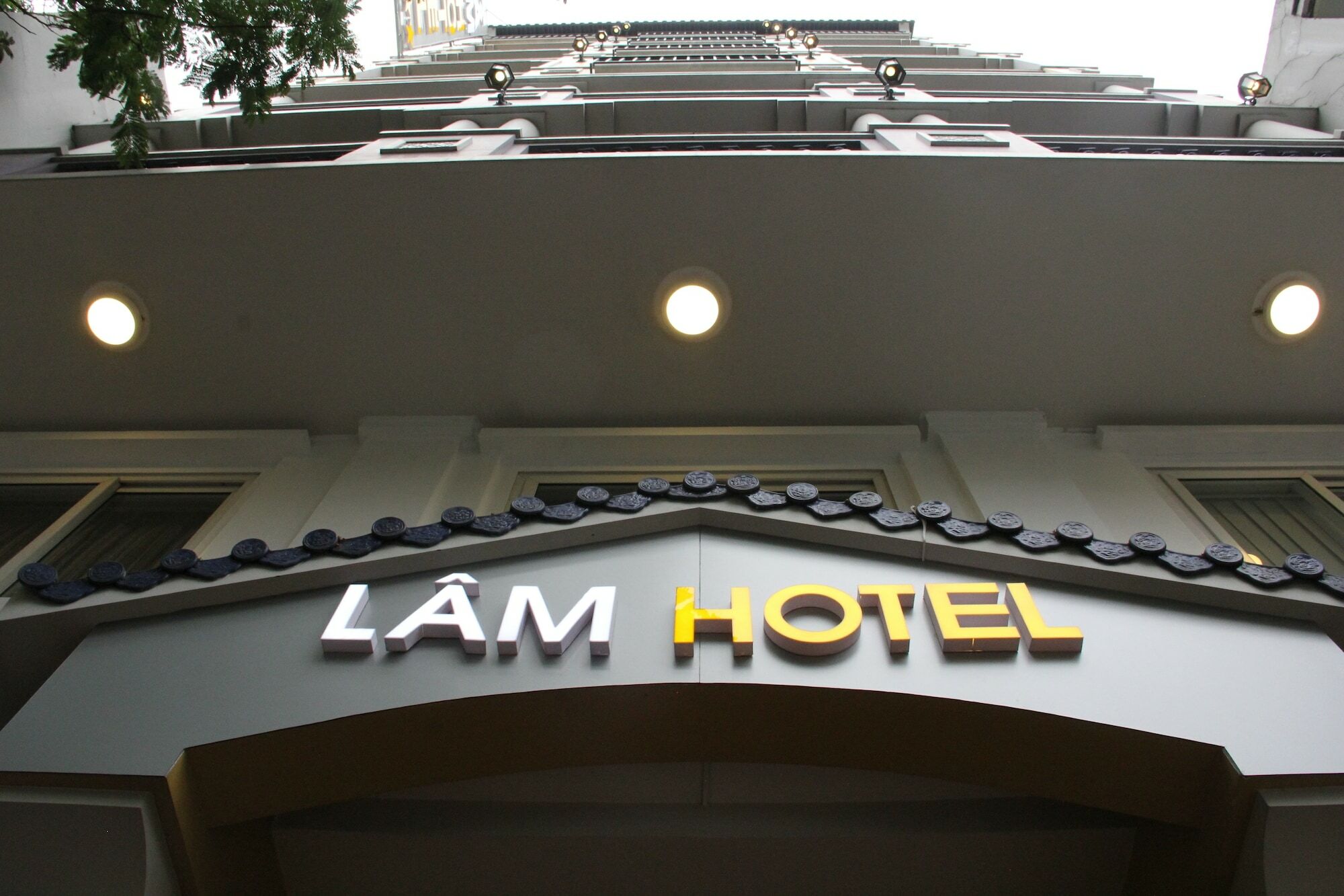 Lam Hotel Хошимин Екстериор снимка